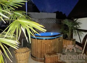 2 person wooden hot tub fiberglass (1)