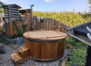 6 – 8 person outdoor hot tub with external heater (2)