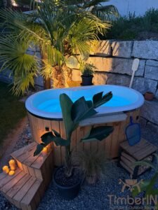 Hottub houtgestookt elektrische kleine 2 persoons 110 Hottub houtgestookt elektrische kleine 2 persoons (3)