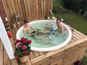 Wellness Hot Tub With External Wood Fired Burner (1)