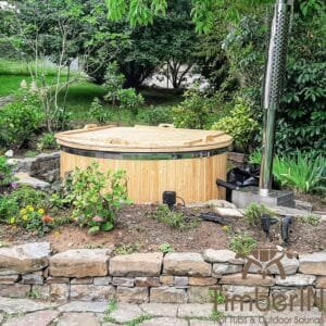 Wood heated hot tub (2)
