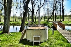 Wooden hot tub basic model made of siberian spruce larch 4