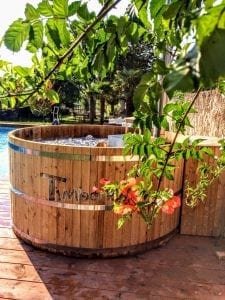 Wooden Hot Tub Cheap Basic Design (4)