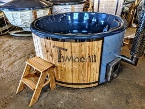 Fiberglass lined outdoor spa with integrated heater Spruce Larch Wellness Deluxe 7