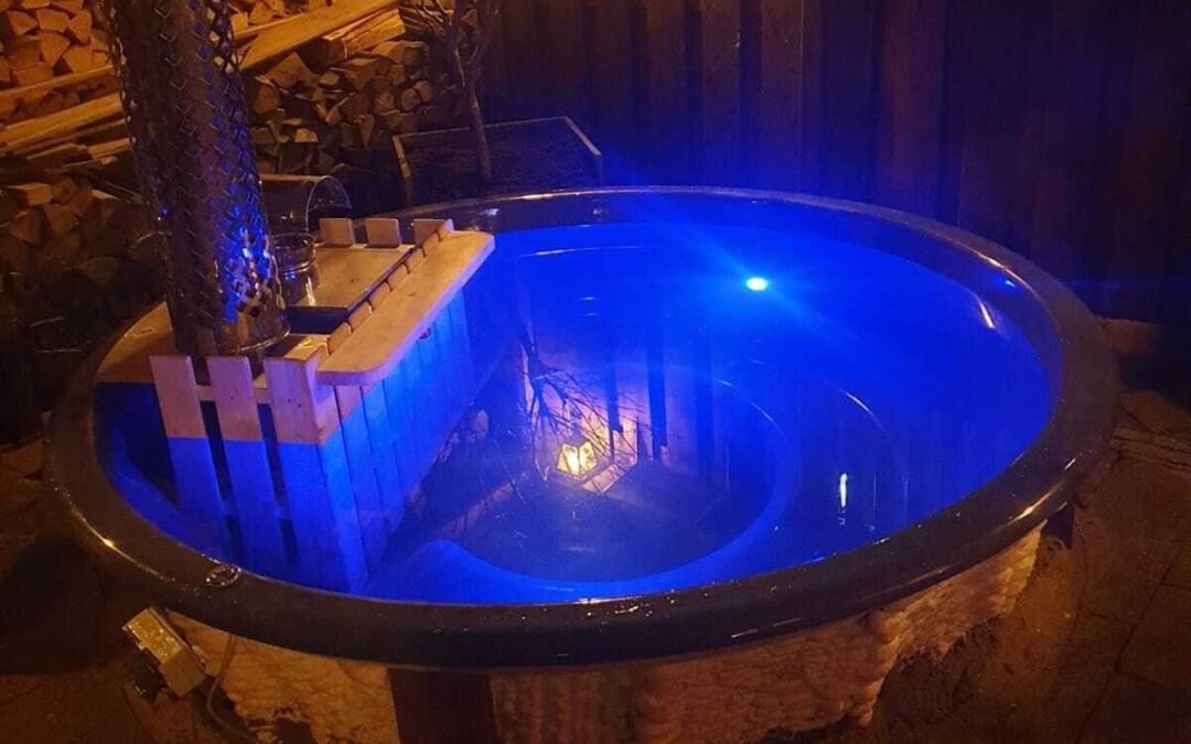 Inground sunken hot tub jacuzzi