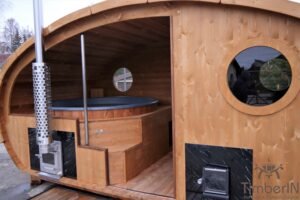 Ovale buitensauna met geintegreerd bubbelbad 36