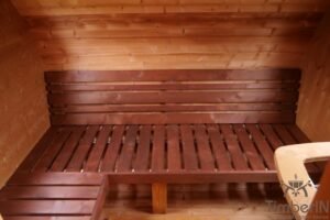 Ovale buitensauna met geintegreerd bubbelbad 42
