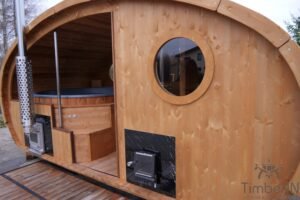 Ovale buitensauna met geintegreerd bubbelbad 59